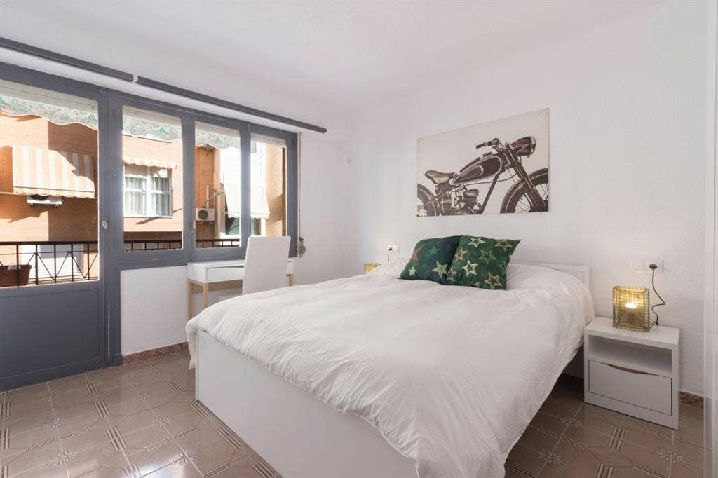 Habitación en Alicante!