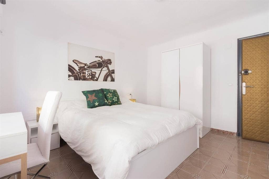 Habitación en Alicante!