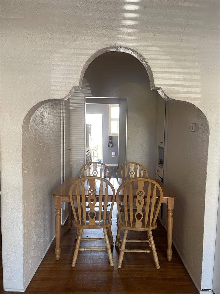 2 bed 1 bath in Golden Hill