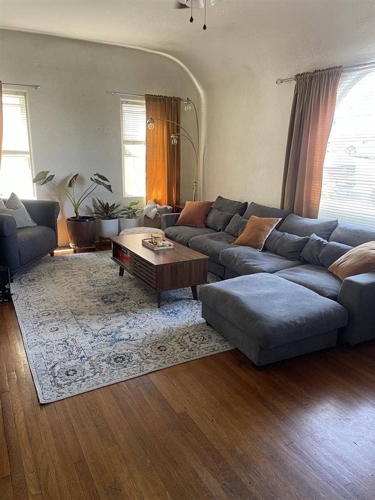 2 bed 1 bath in Golden Hill
