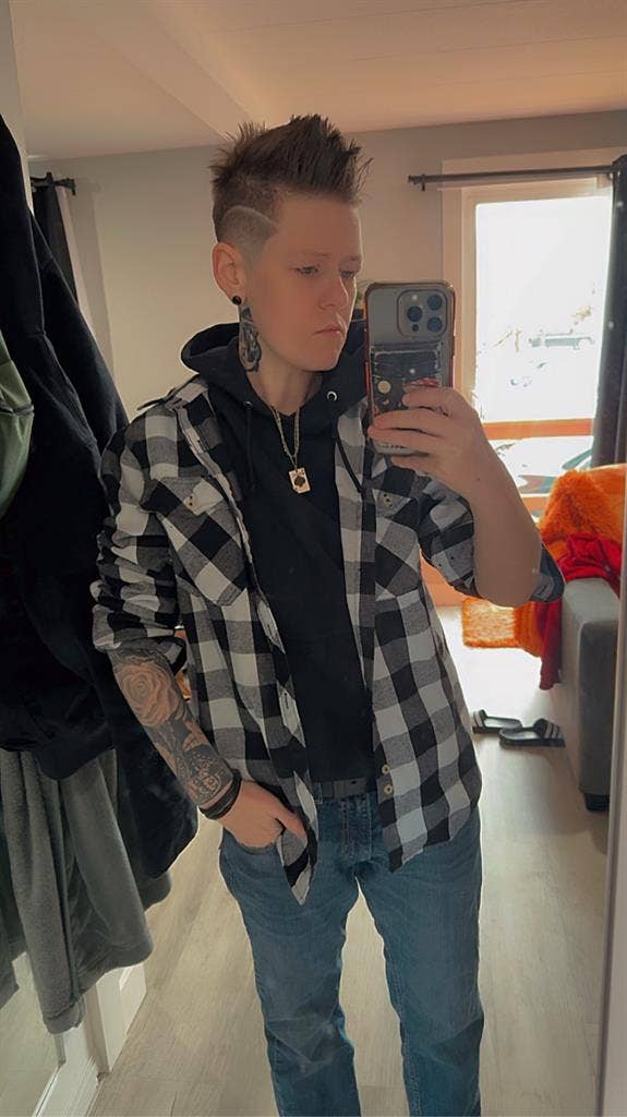 Looking for a roomie