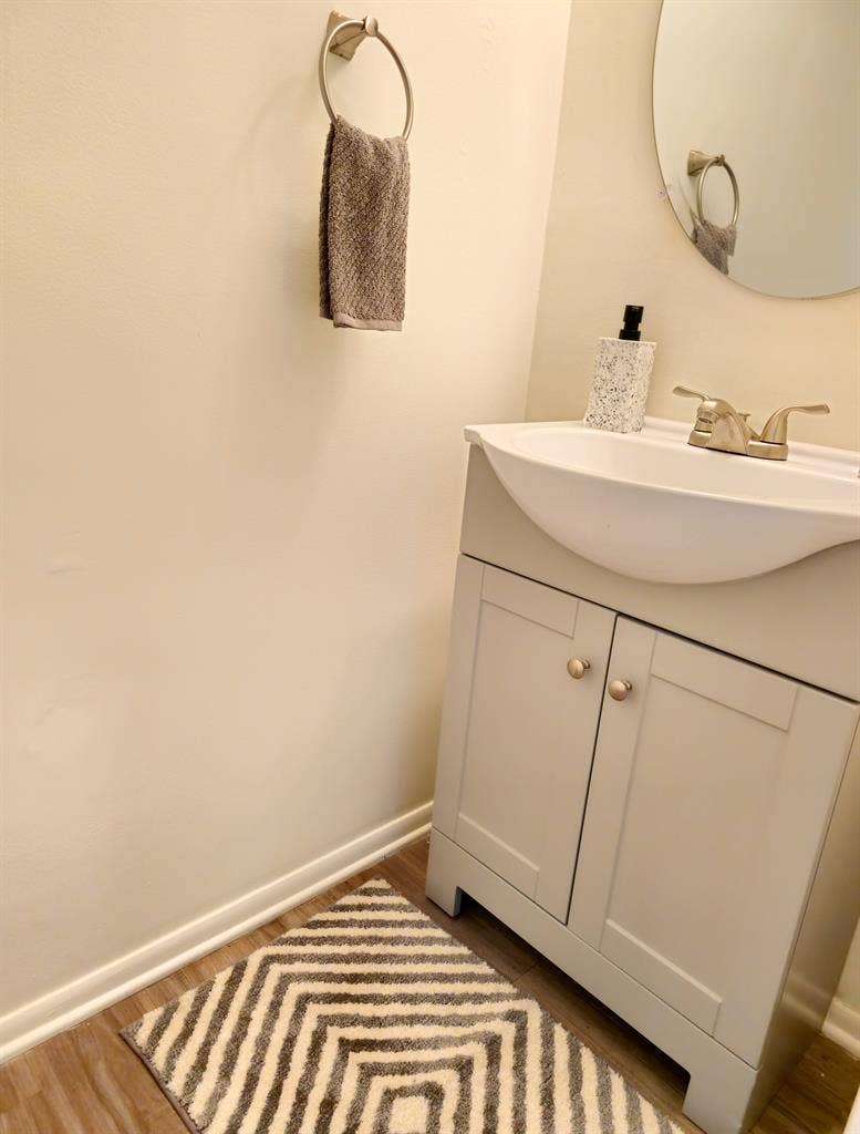 Private room near Charlotte/UNCC