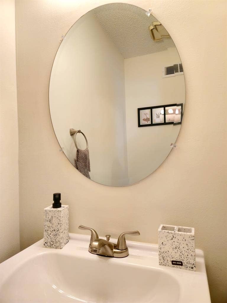 Private room near Charlotte/UNCC