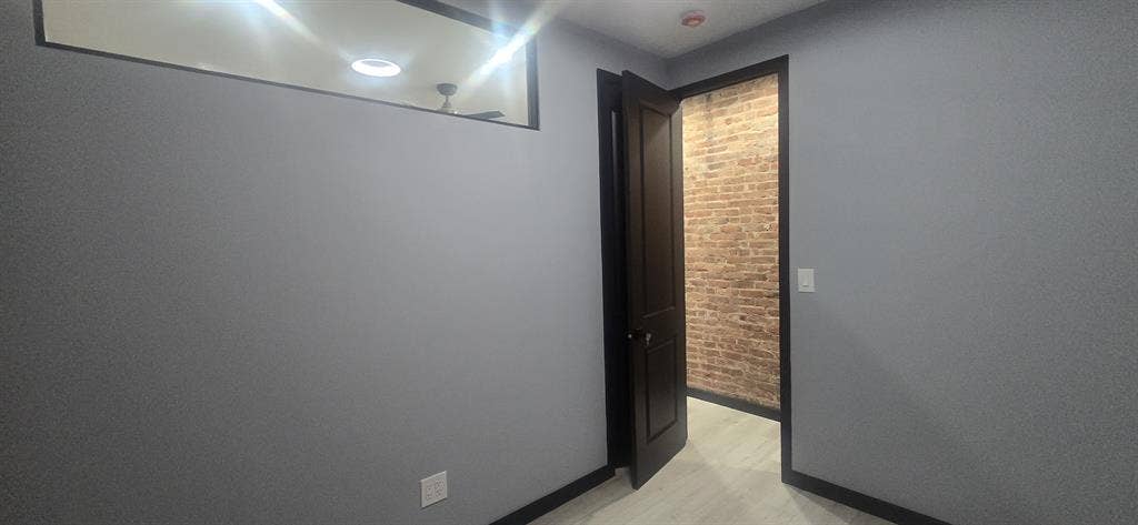 Room available in 2 bed apartment