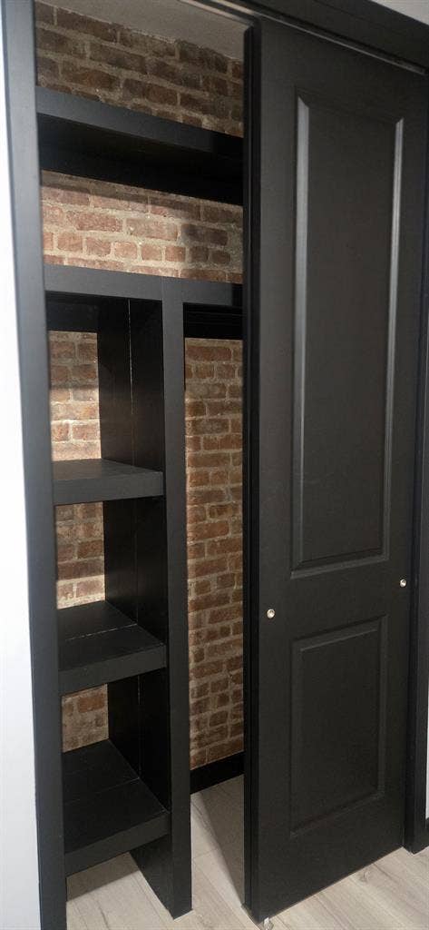Room available in 2 bed apartment