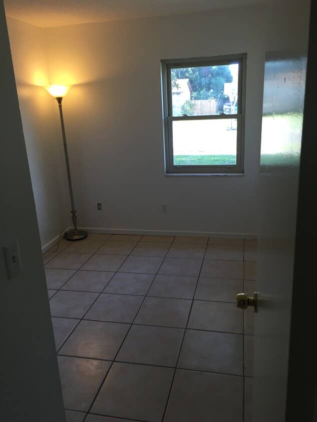 Room with all utilities included