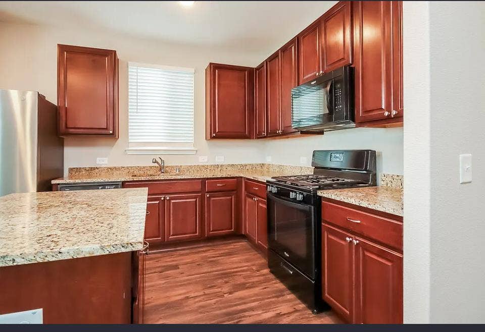 1 bedroom and private bath