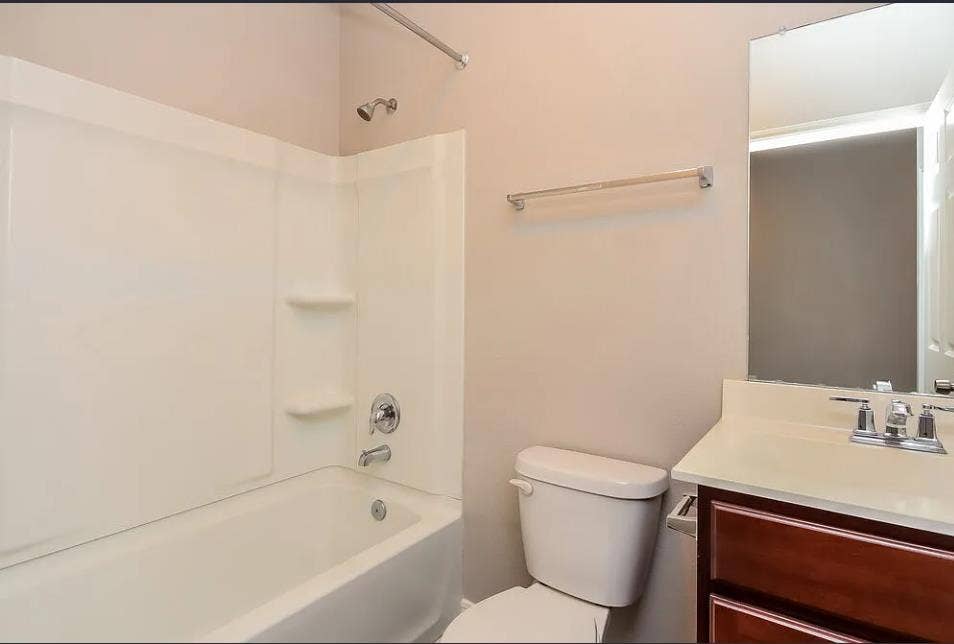 1 bedroom and private bath