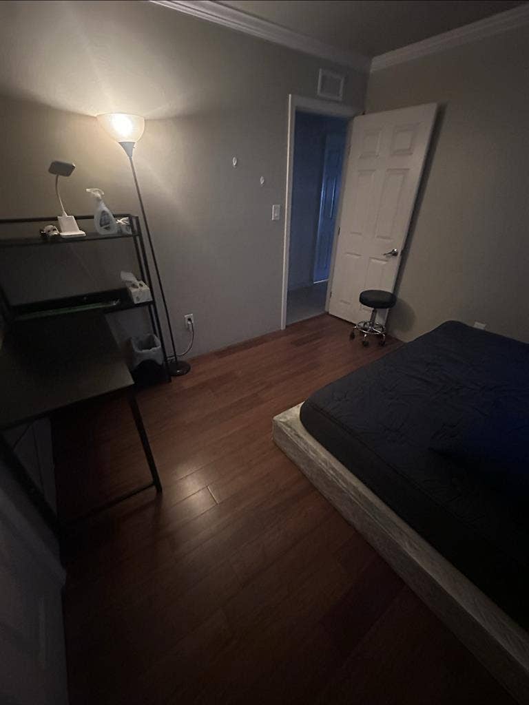 Small room available now