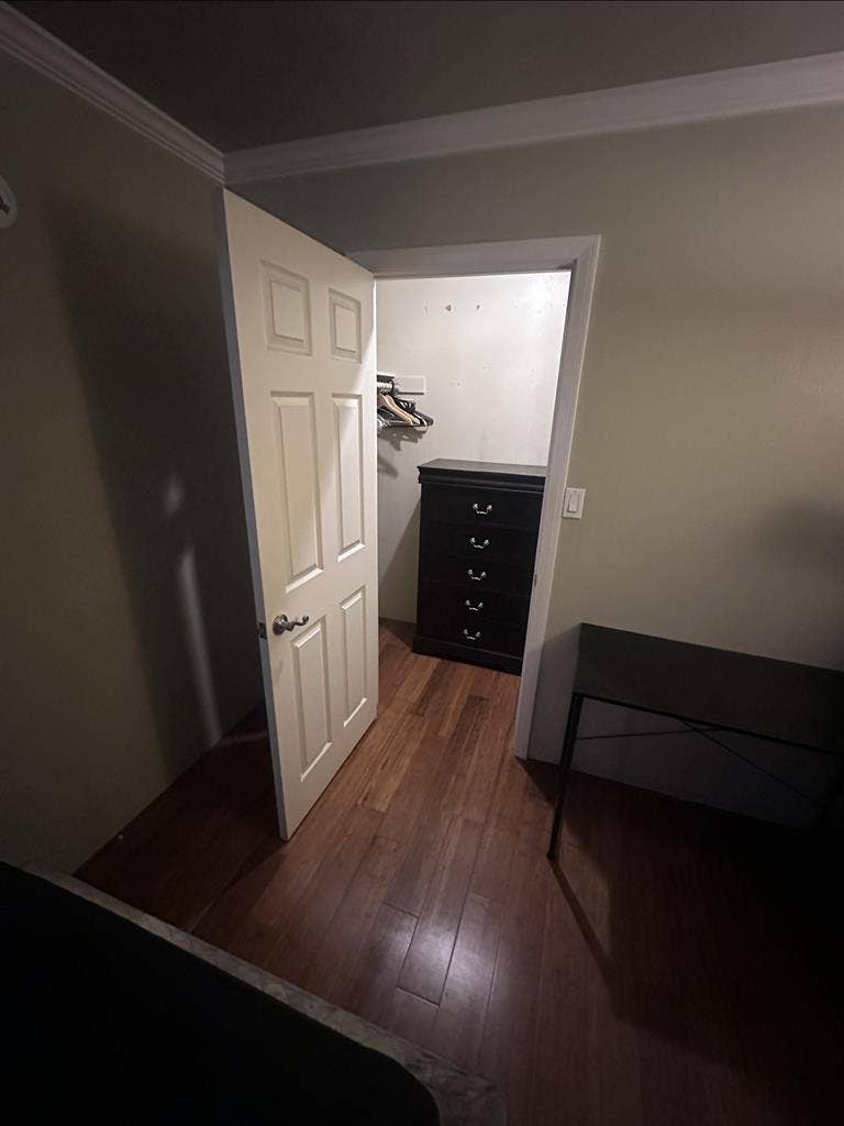 Small room available now