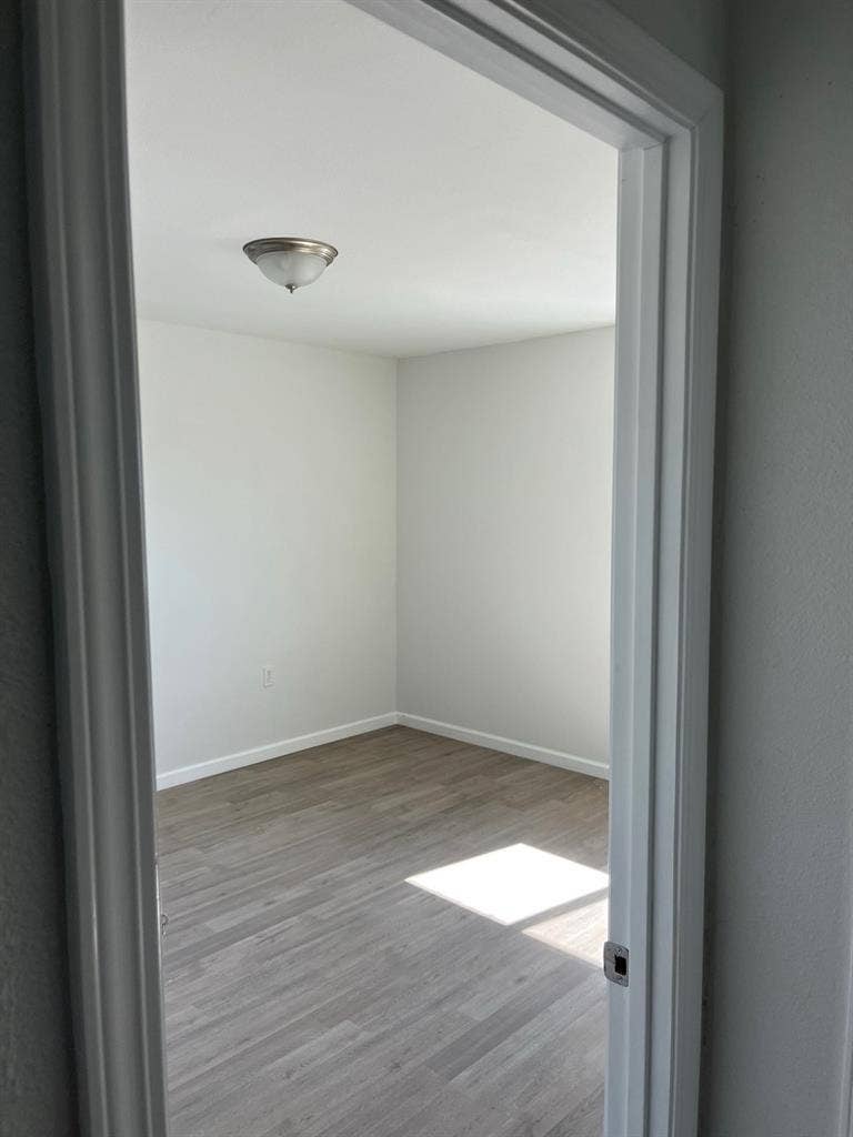 Spacious 3bed-1-1/2 bath