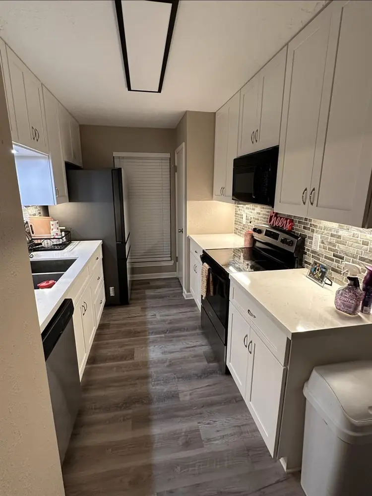 Looking for a roommate