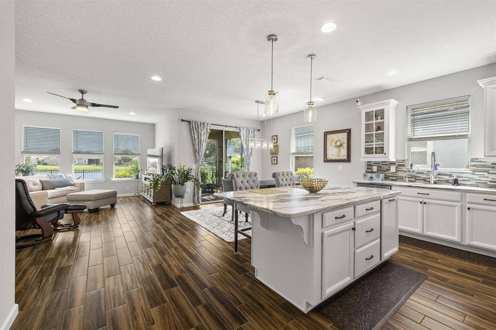 Quiet and Safe House Share