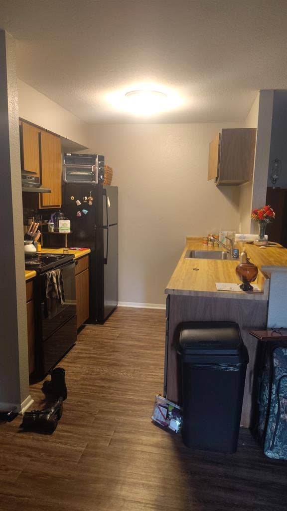 Subleaser wanted, asap
