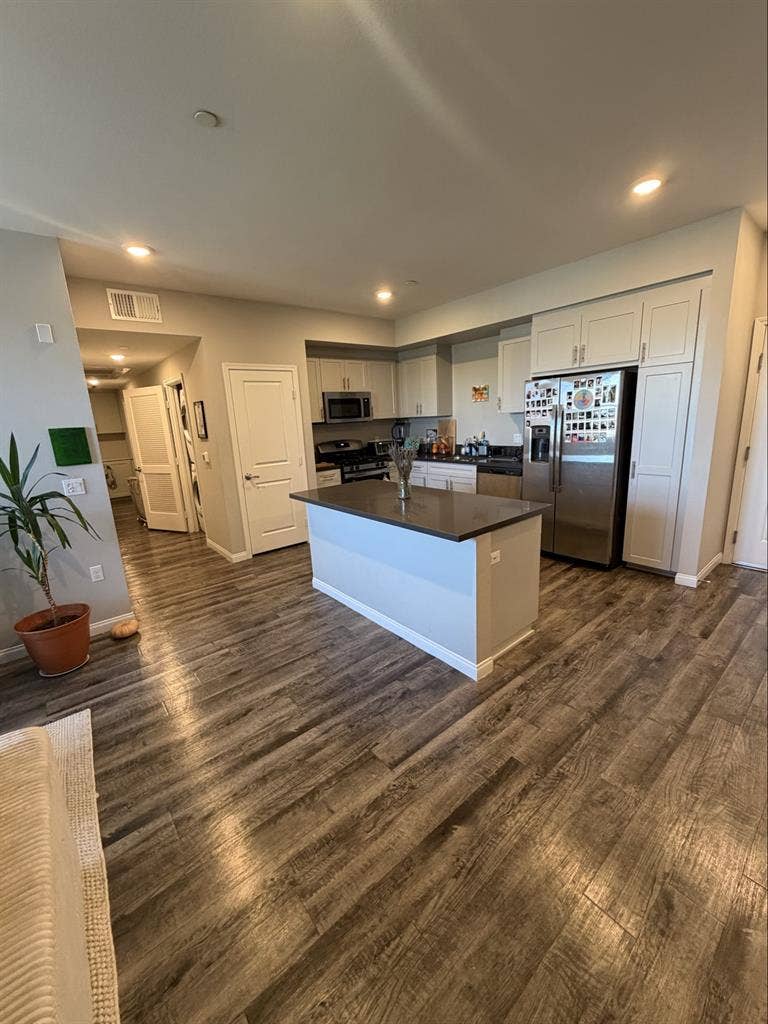 Private Room + Bathroom for Rent