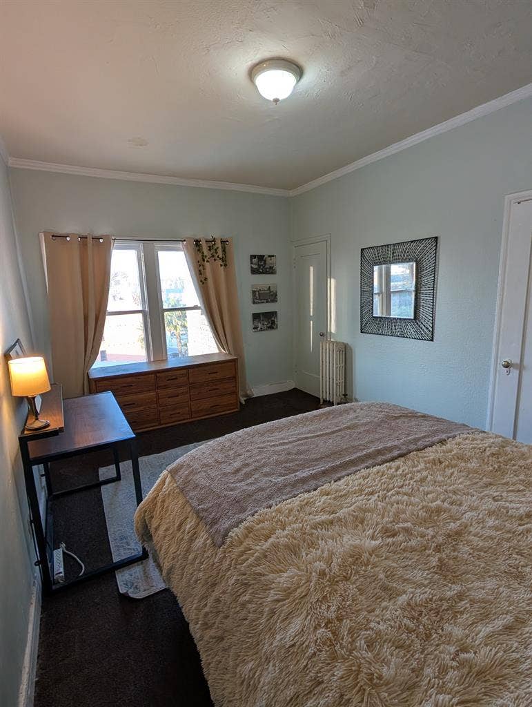 Fully Furnished Private Room