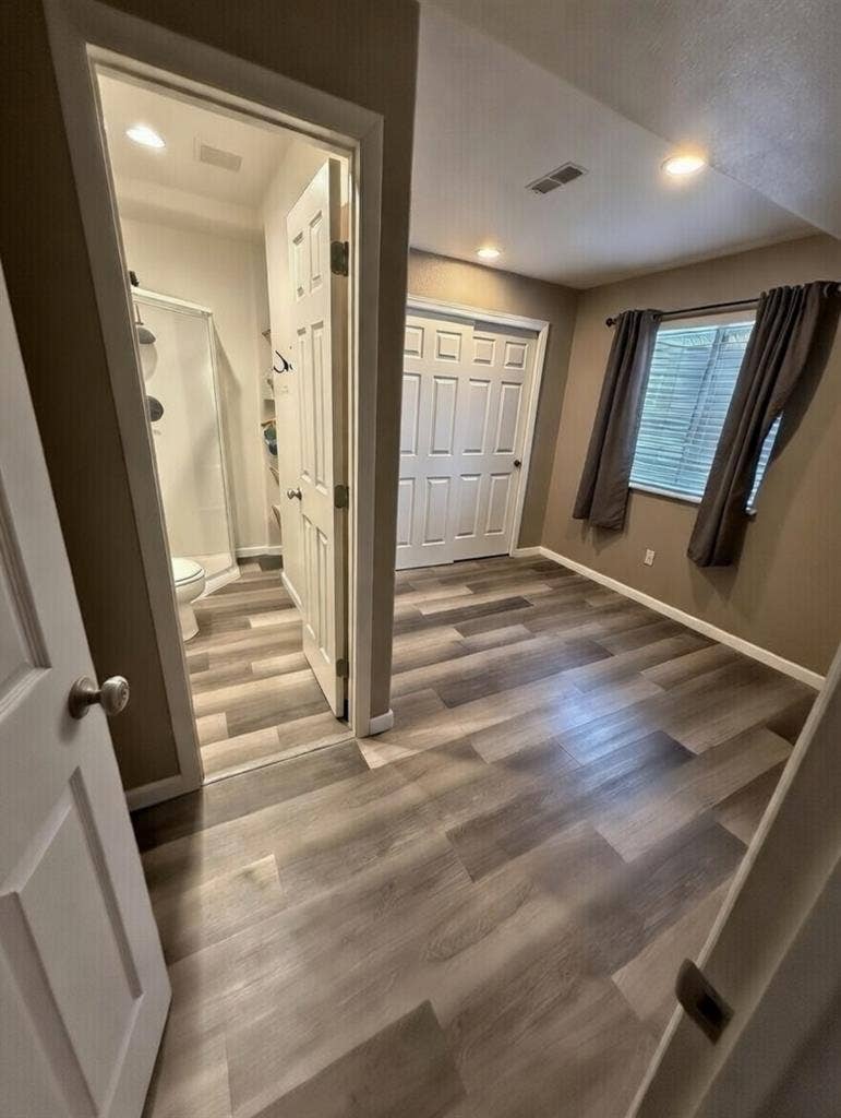 Private room available for rent