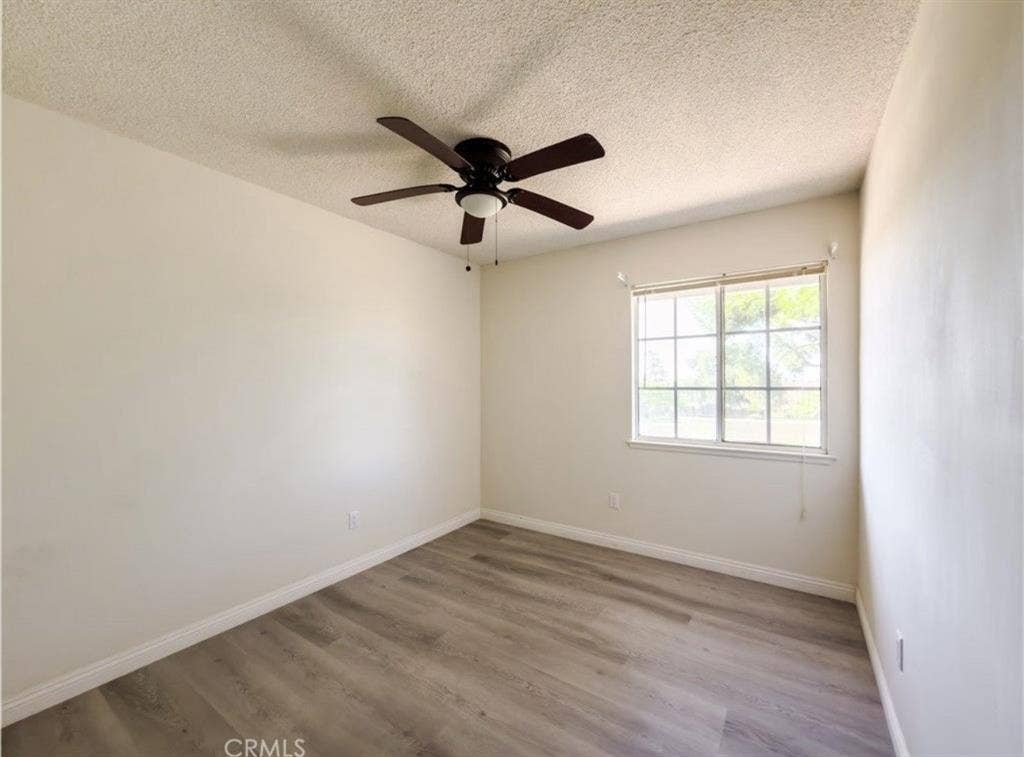 ROOM for rent in Jurupa Valley!