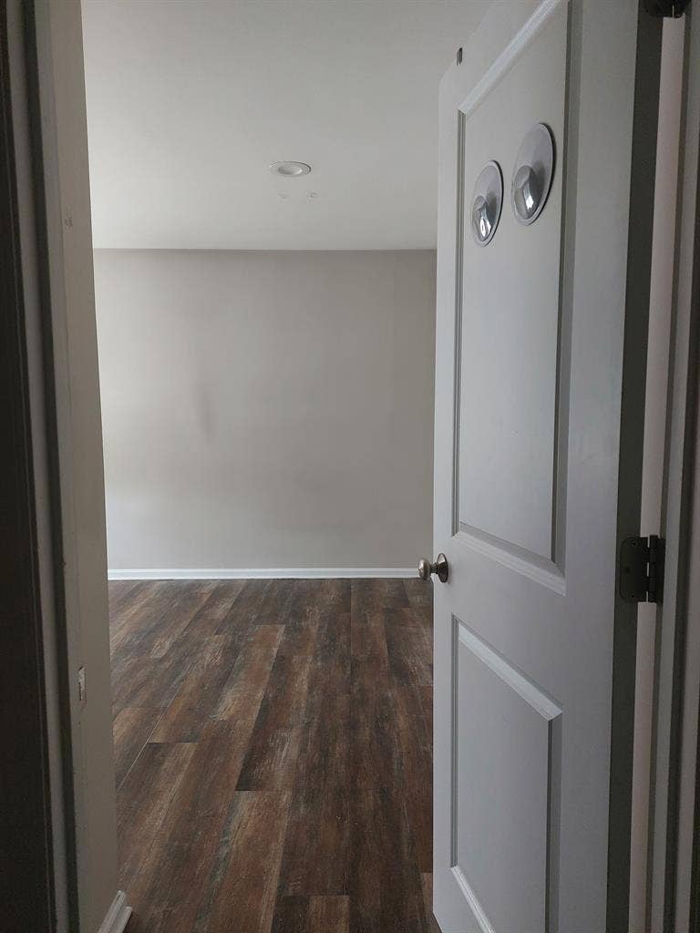 ISO roommate in Durham