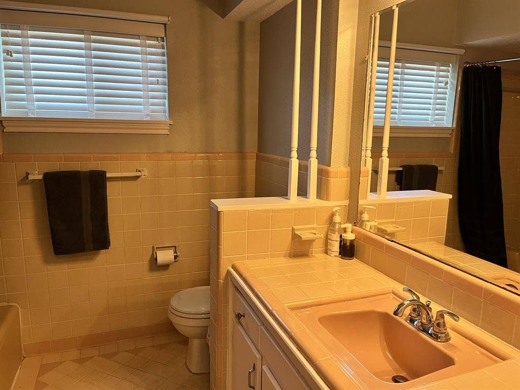 Large Furn Room all bills incl!