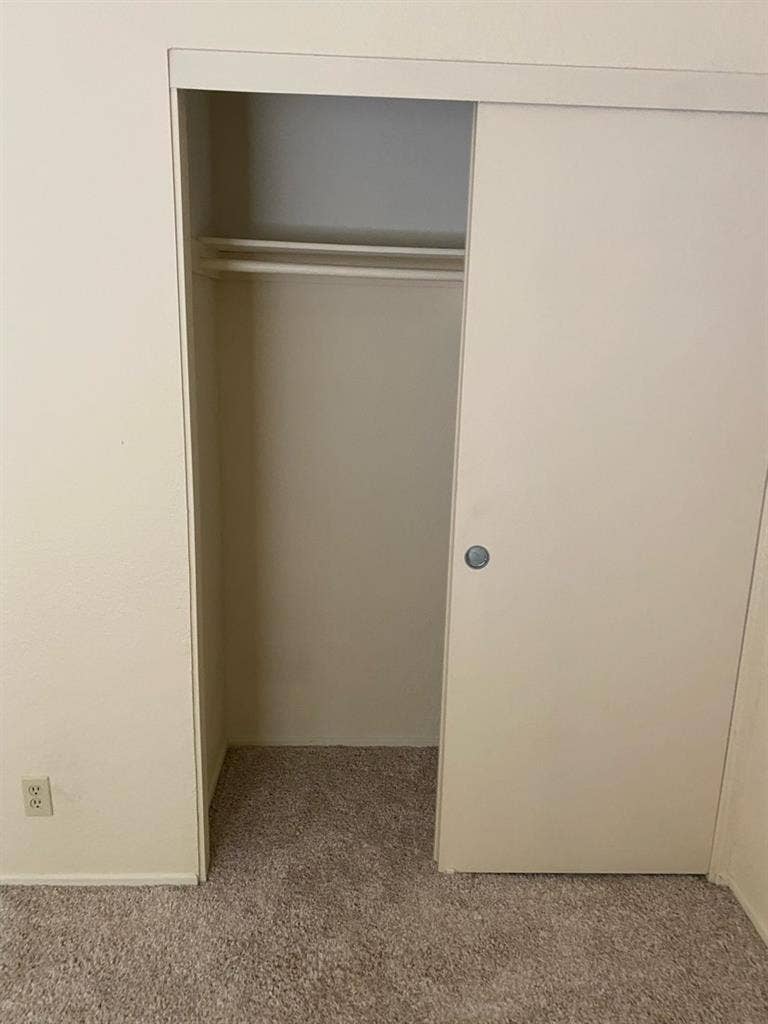9x10 room / shared bathroom (clean)
