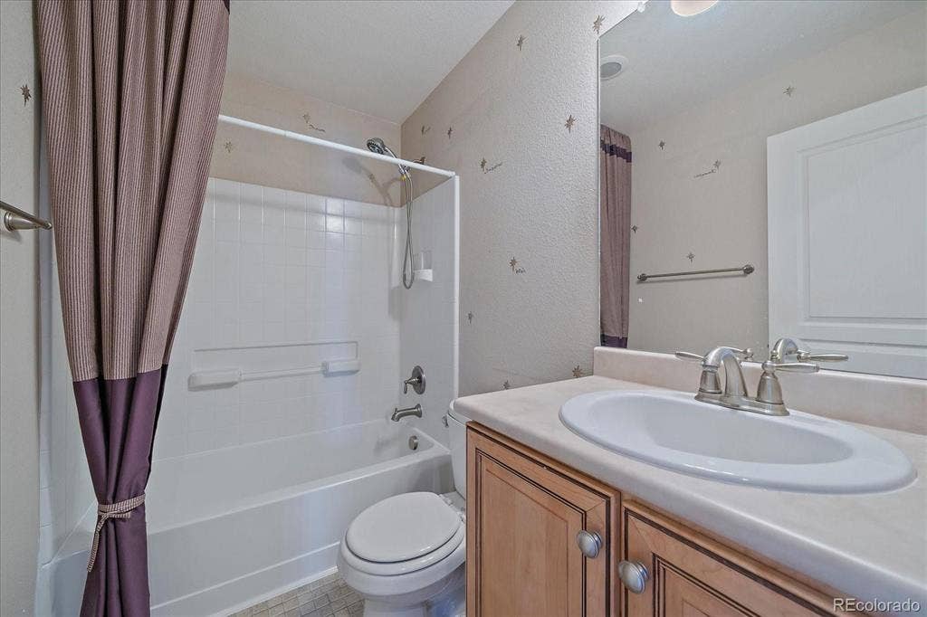 Seeking housemate in GVR