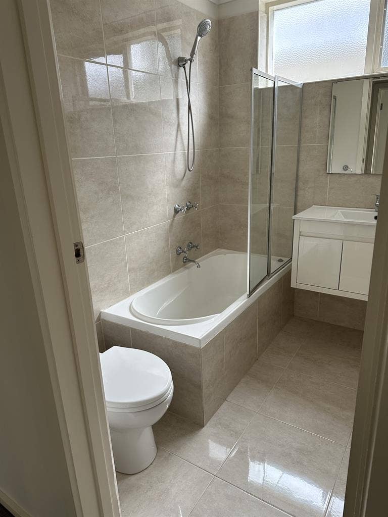 Master room for rent