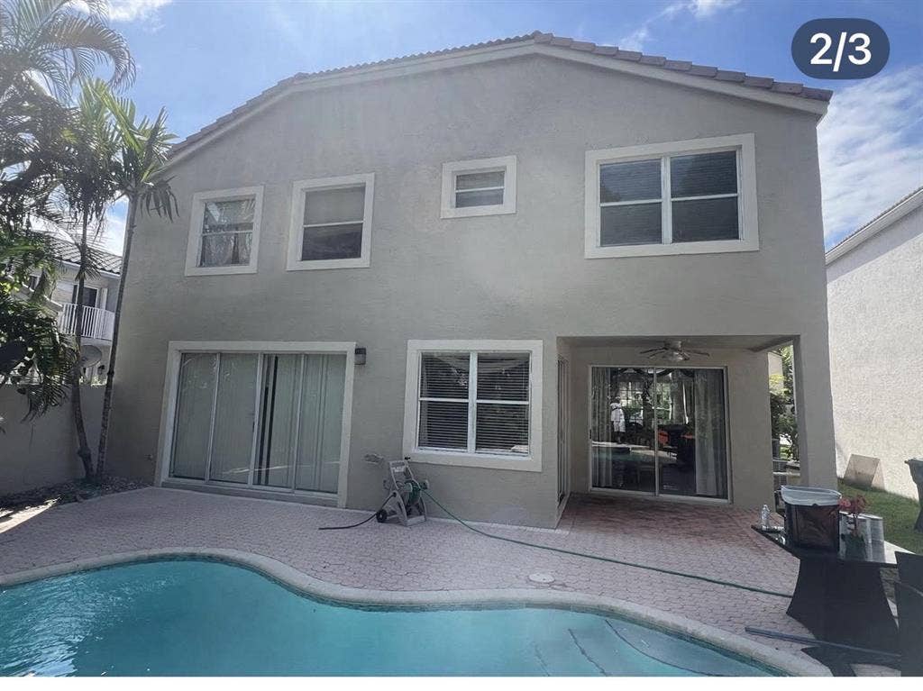 Towngate Pembroke Pines Woman only