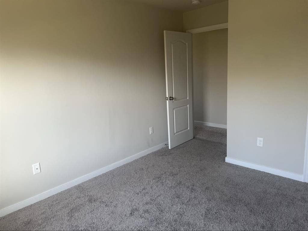Room for rent on 4 acres