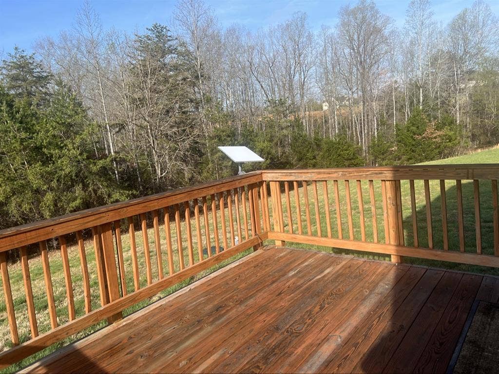 Room for rent on 4 acres