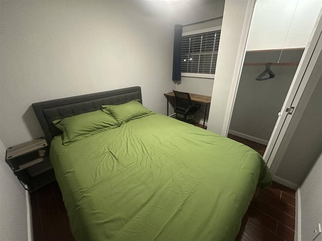 Room for rent