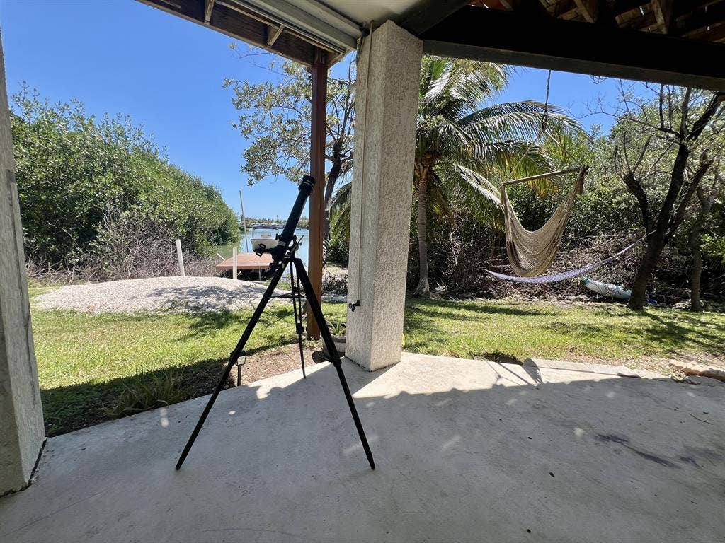 Waterfront Retreat - Dog-Friendly