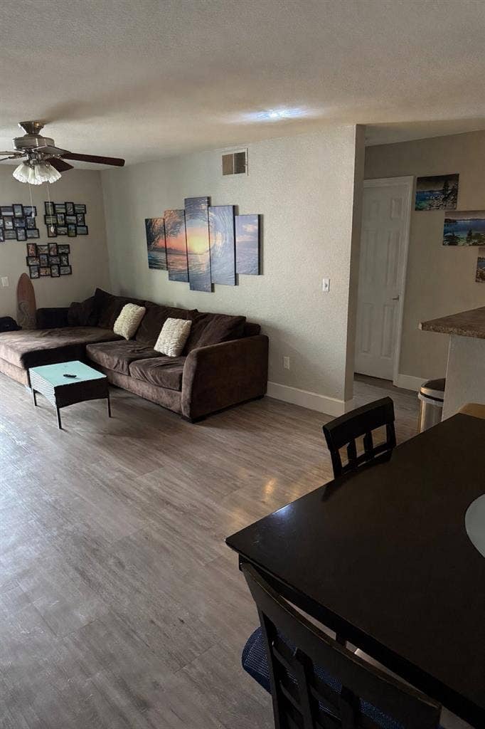 Room for Rent 2B/2B-Pool & Gym View