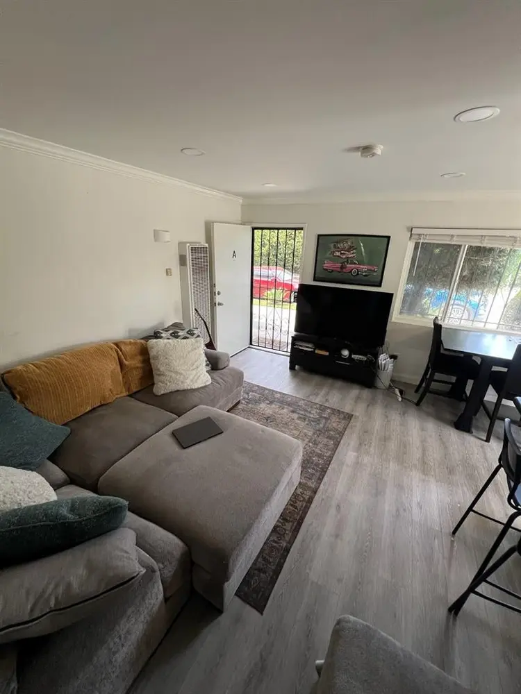 ROOMMATE NEEDED MOVE IN MAY 1st
