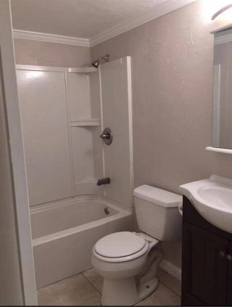 3 bedroom available Denver CO