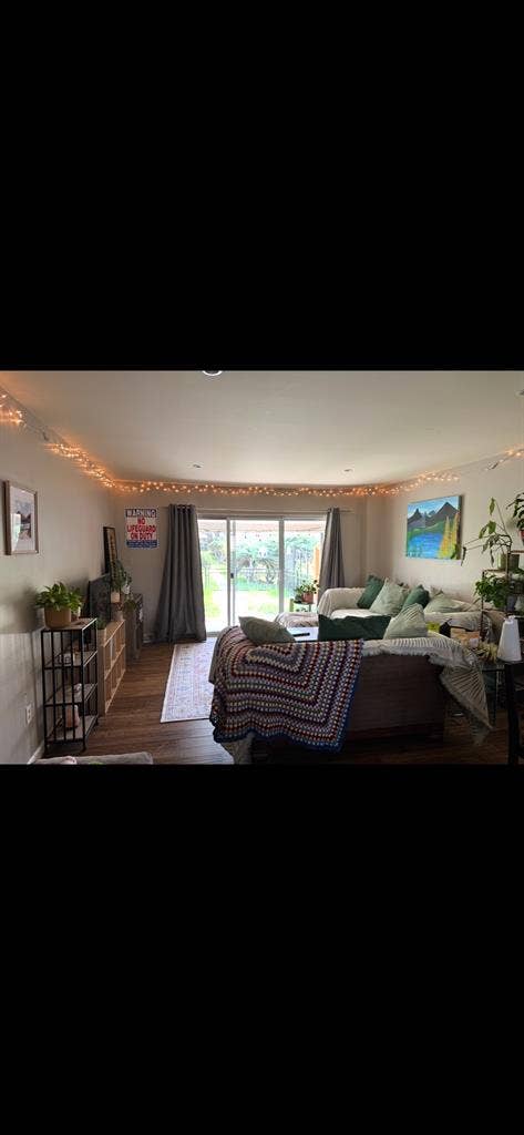 3 bedroom available Denver CO
