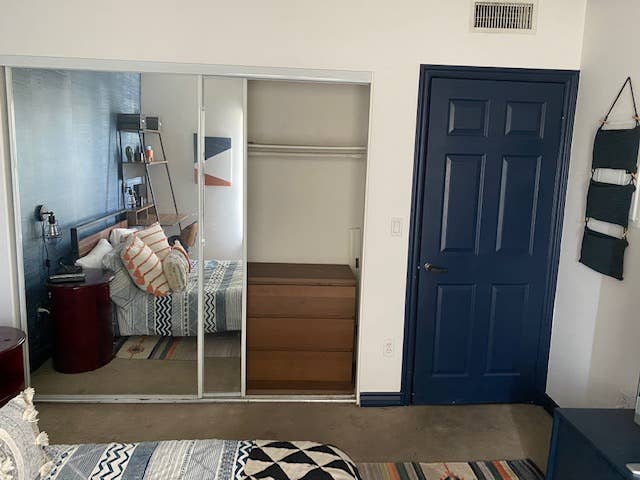 2br condo in valley Village!