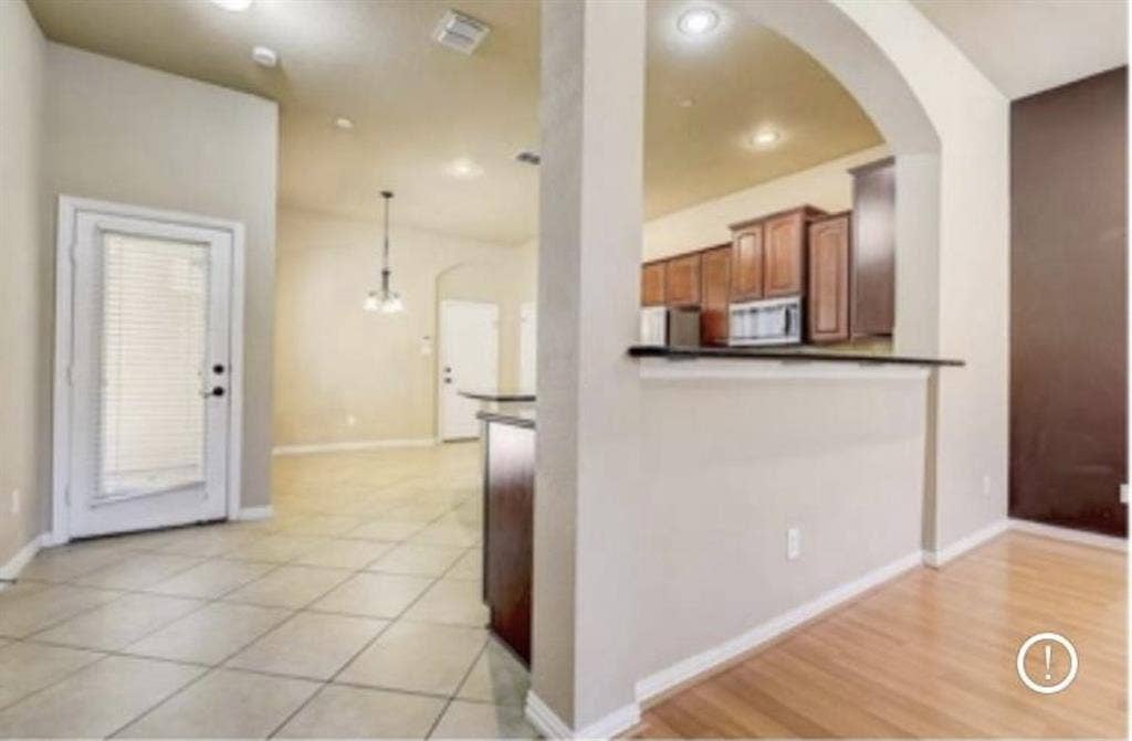 Room for rent in Irving