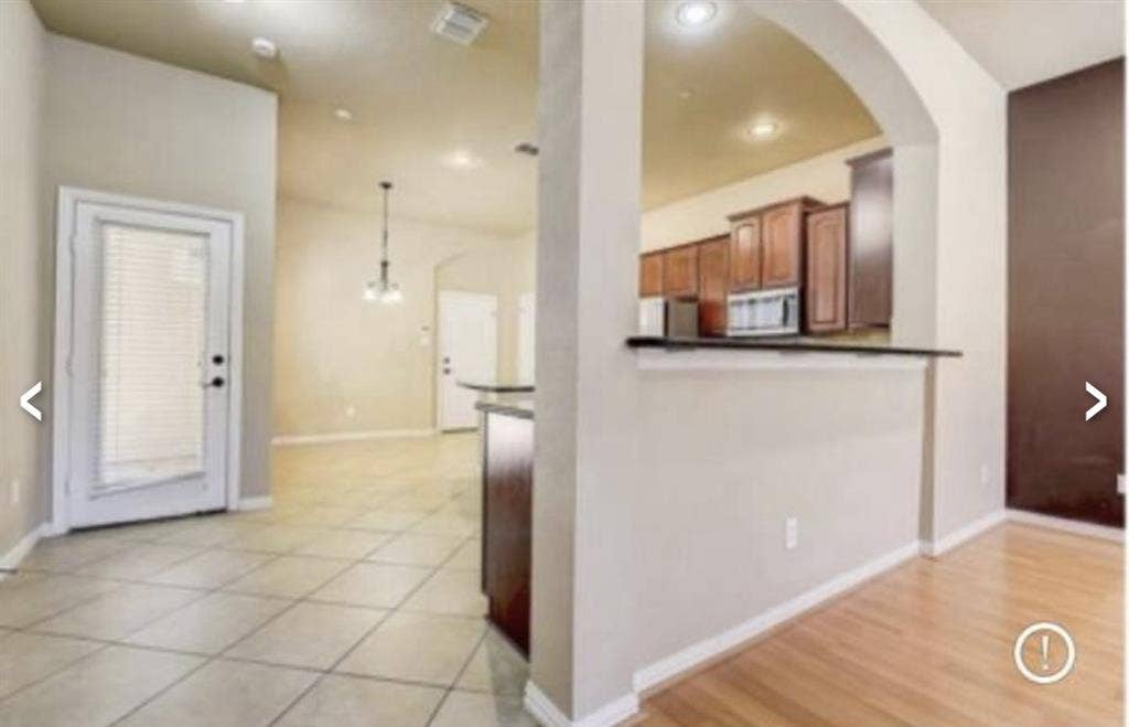 Room for rent in Irving