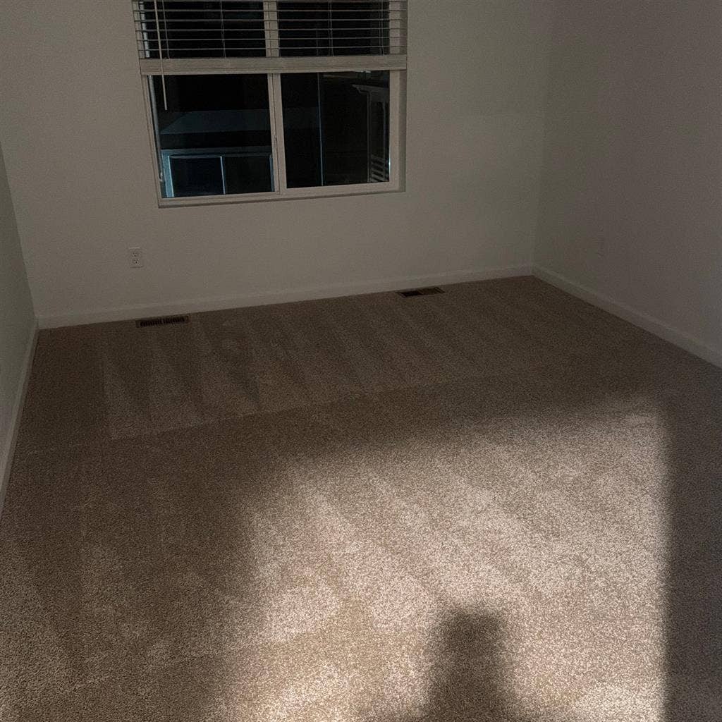 Nice bedroom for rent $800