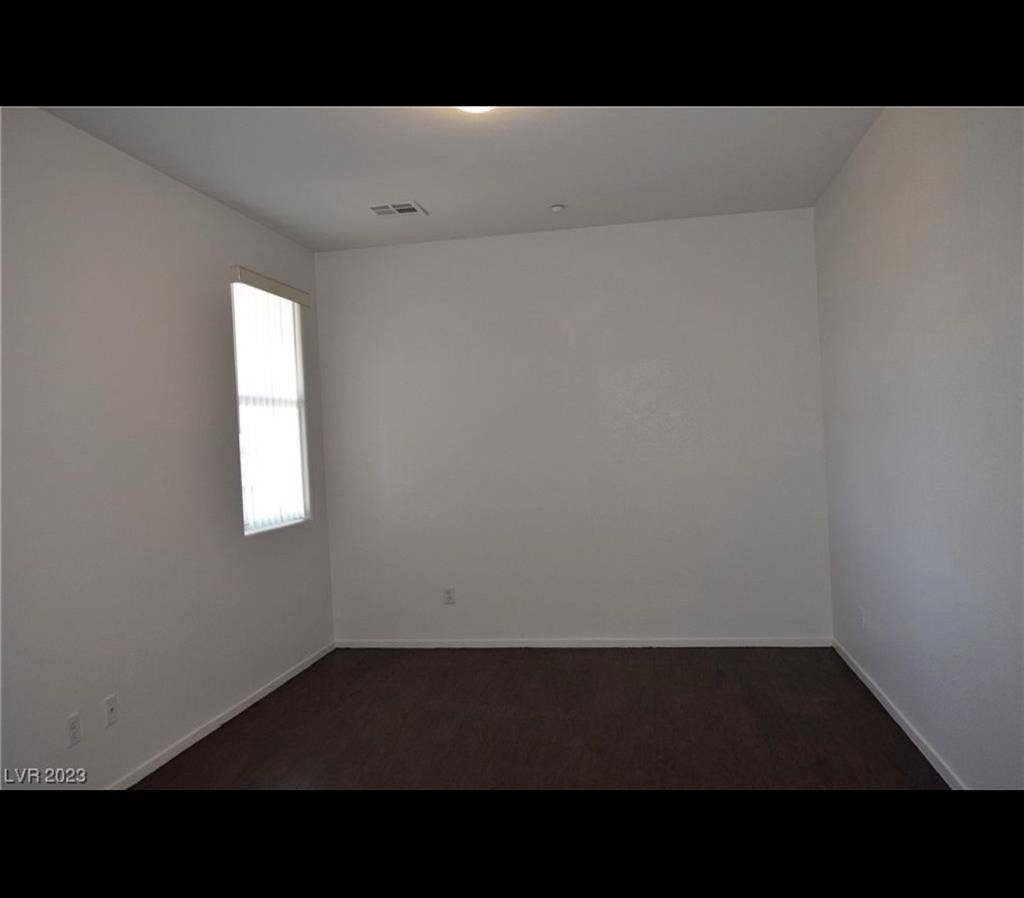 1000 a month and 0 deposit
