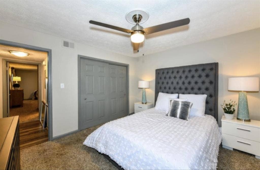 AVAILABLE ASAP!! Near Perimeter!!