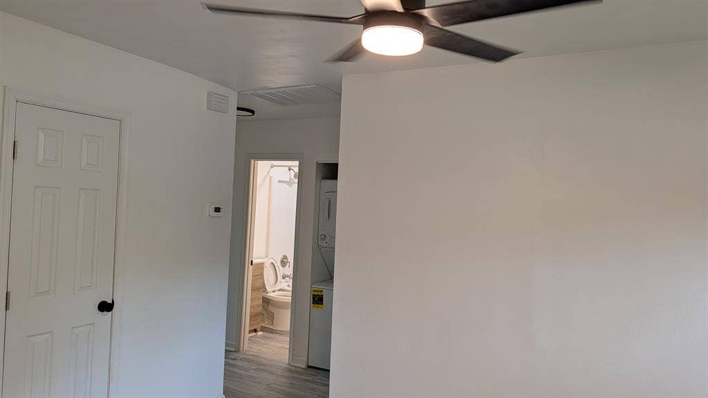 Cozy 2 bed, 1 bath