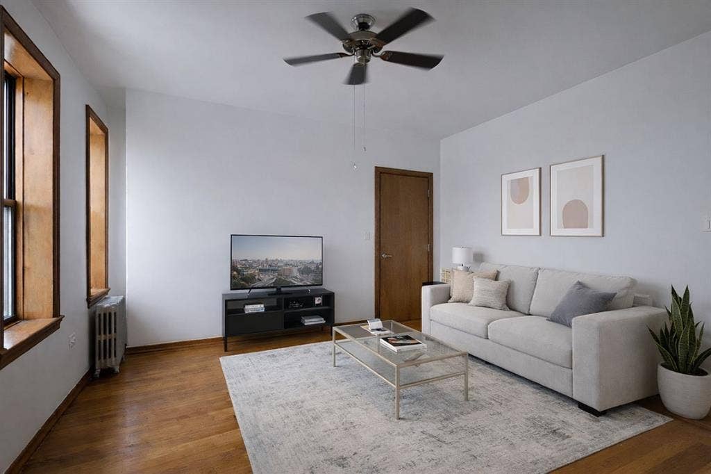Beautiful Reno, non-furnished, 1Bed