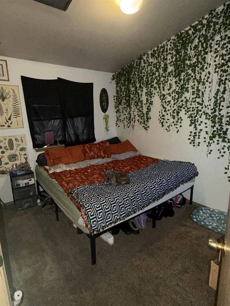 2 room lease takeover!!