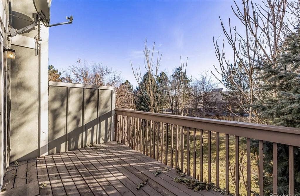 Room available in aurora in August