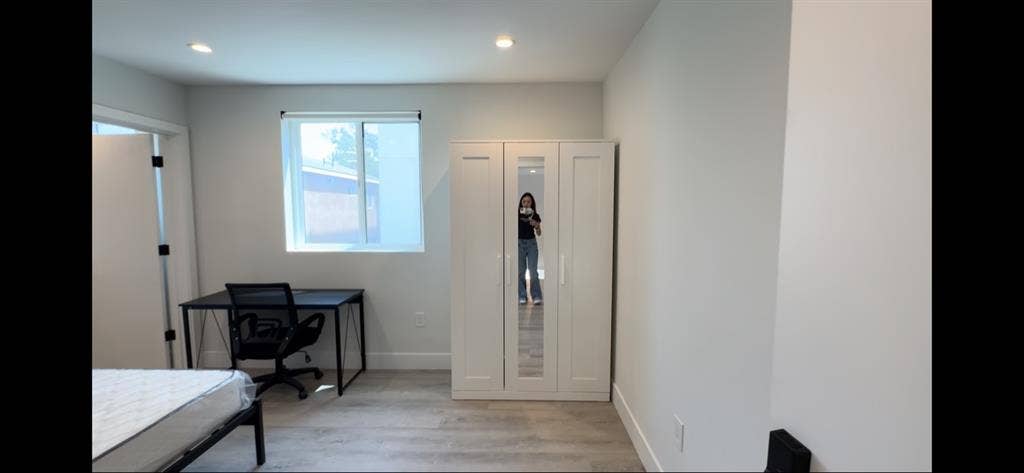 LOOKING TO SUBLEASE May until July