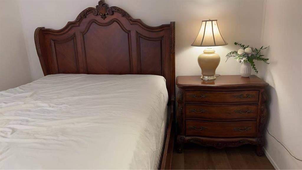 ISO 55+ female roommate