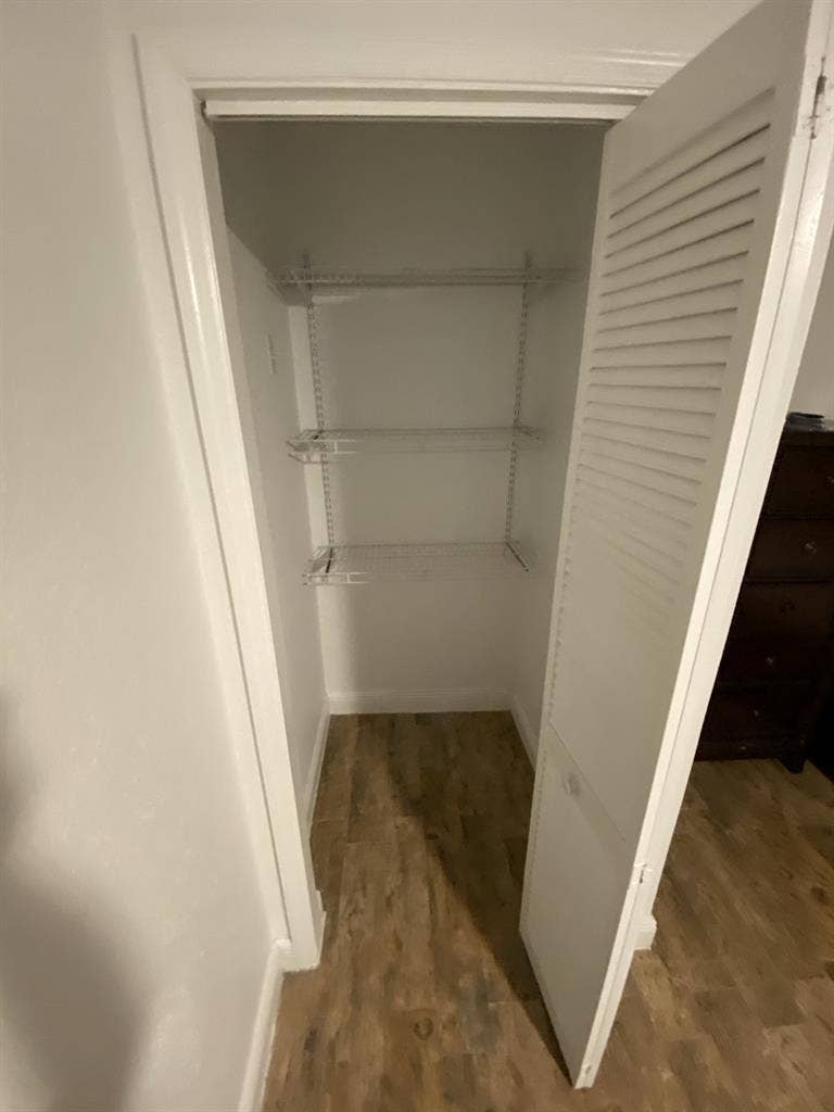 1 BEDROOM APT FURNISHED FOR RENT