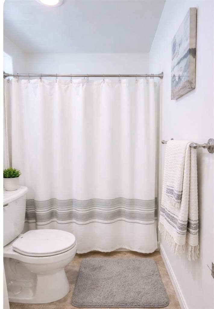 Private room / shared bath